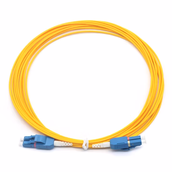 Cabo de remendo de fibra óptica duplex LC Uniboot de modo único, revestimento de PVC 3.0